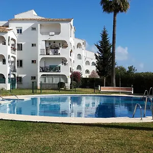 Apartamento In Calypso,calahonda 200 Metres From The, Sitio de Calahonda