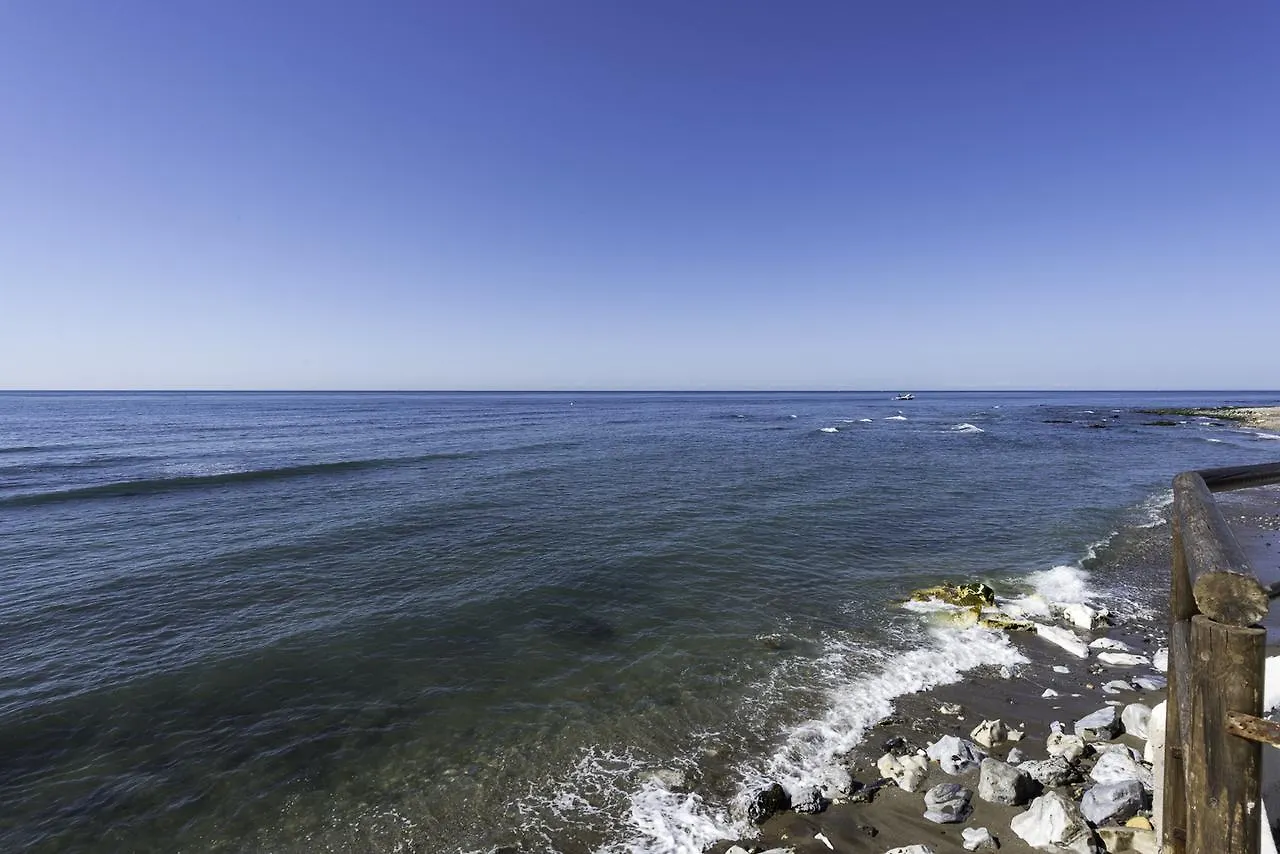 Nest Studio Playa Alhamar Sitio de Calahonda